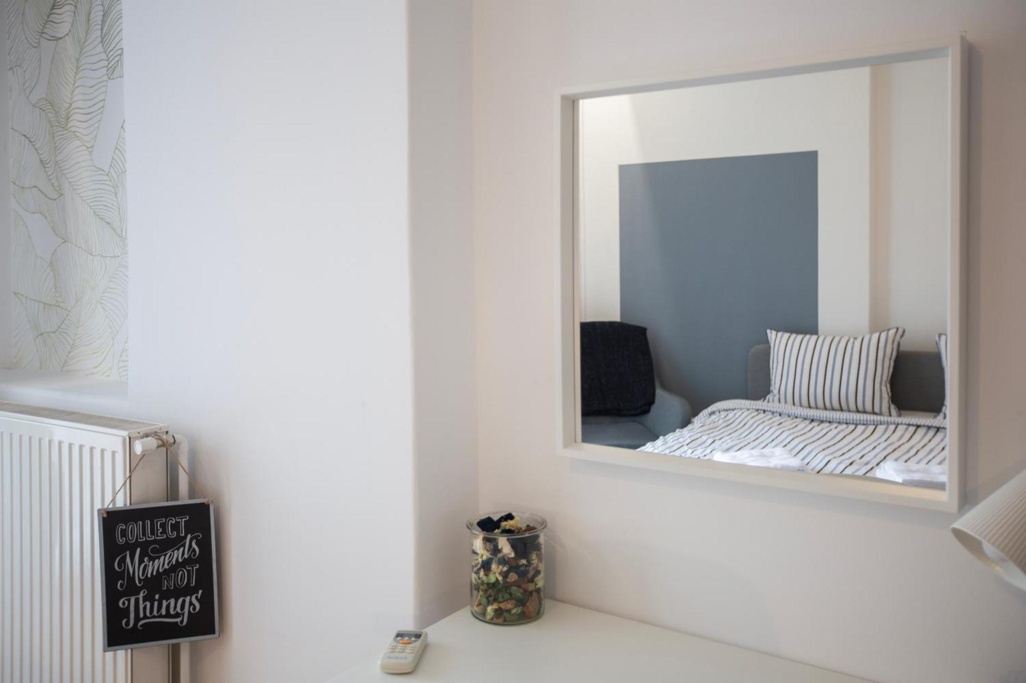 Ultracentral Hong Kong 3 Bdrm Apartment Бухарест Экстерьер фото